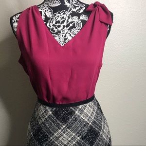 Axcess v neck sleeveless blouse